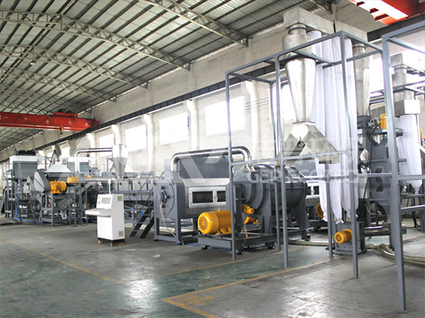 廢舊塑料破碎機生產(chǎn)線，廢舊HDPE瓶回收清洗線處理系統(tǒng)