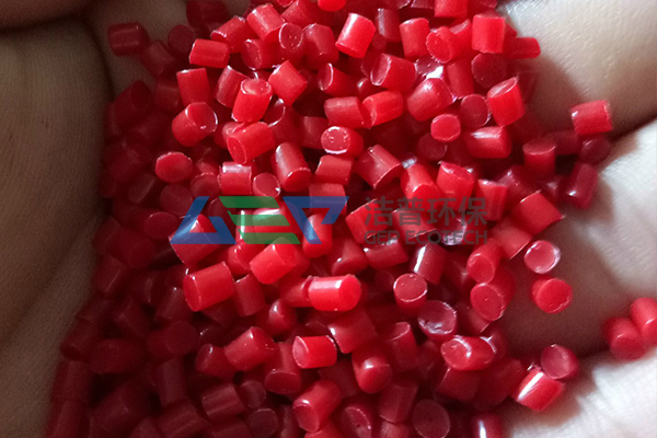 廢塑料破碎工藝流程，附塑料造粒處理生產線流程圖